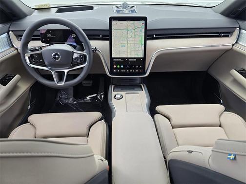 2025 Volvo XC90 Plug-In Hybrid T8 Plus 6-Seater