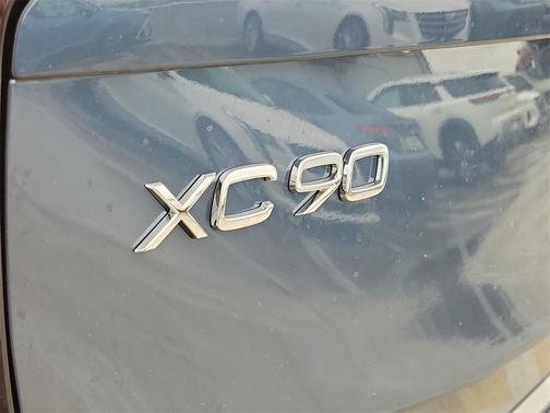 2026 Volvo XC90 Plug-In Hybrid T8 Ultra 7-Seater