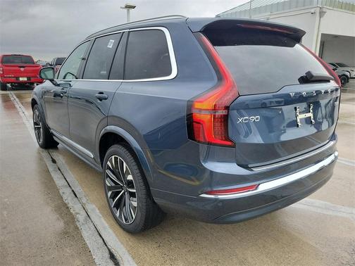 2026 Volvo XC90 Plug-In Hybrid T8 Ultra 7-Seater