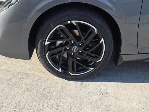 Gun Metallic 2026 Nissan Sentra SR