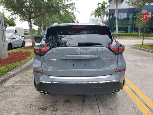 Boulder Gray Metallic 2024 Nissan Murano Platinum