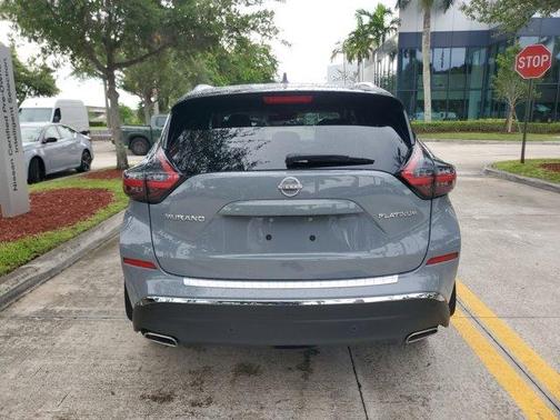 Boulder Gray Metallic 2024 Nissan Murano Platinum