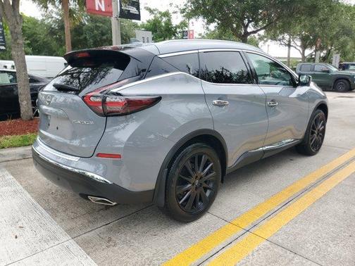 Boulder Gray Metallic 2024 Nissan Murano Platinum