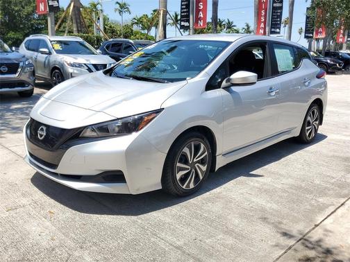 2024 Nissan Leaf S