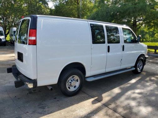 2022 Chevrolet Express 2500 Work Van