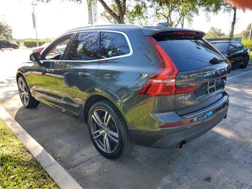 2019 Volvo XC60 T5 Momentum