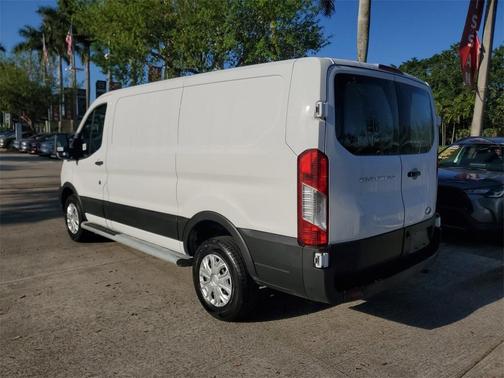 2024 Ford Transit-250 Base