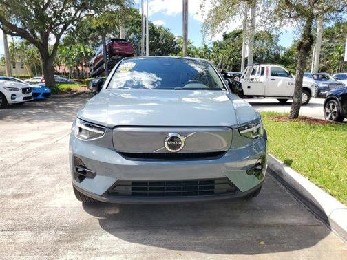2023 Volvo C40 Recharge Pure Electric Twin Plus