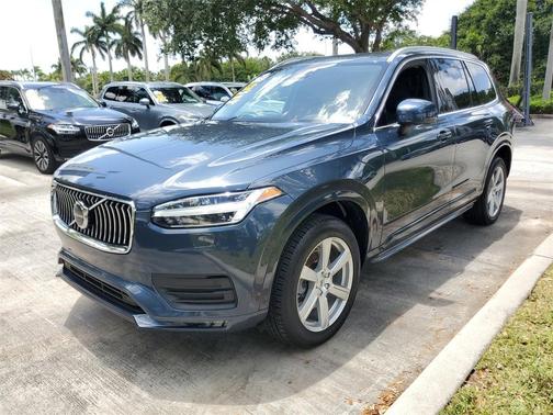 2023 Volvo XC90 B6 Core