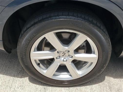 2023 Volvo XC90 B6 Core