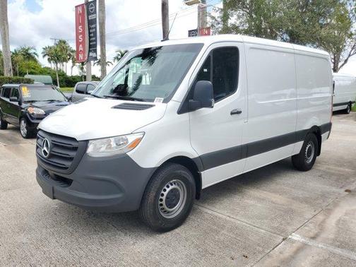 2025 Mercedes-Benz Sprinter 2500 144 WB