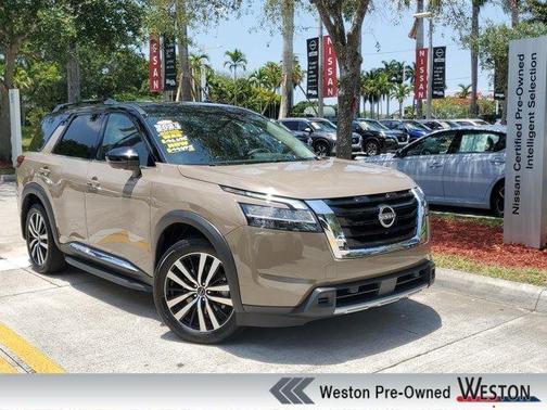 2024 Nissan Pathfinder Platinum