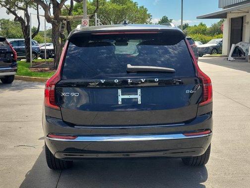 Black 2027 Volvo XC90 B6 Plus 7-Seater