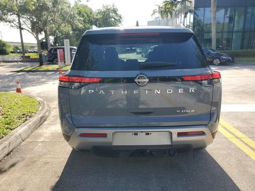 Boulder Gray Metallic 2025 Nissan Pathfinder Platinum