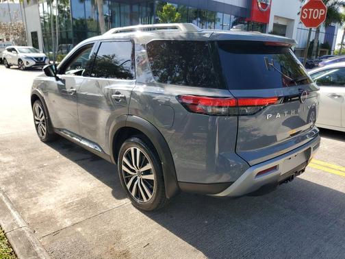 Boulder Gray Metallic 2025 Nissan Pathfinder Platinum