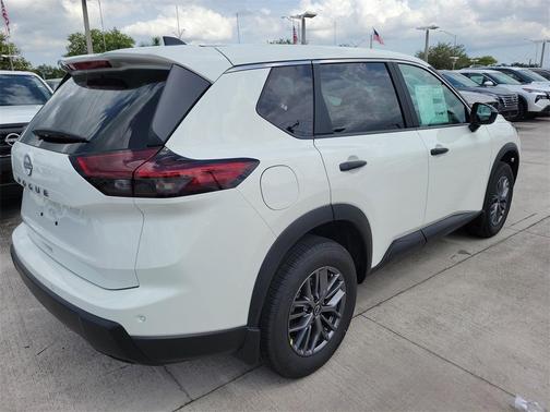 2026 Nissan Rogue S