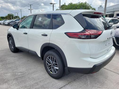 2026 Nissan Rogue S