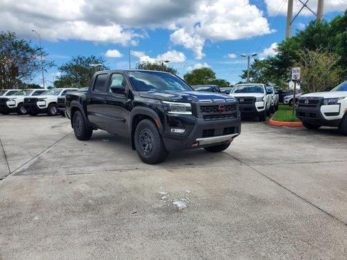 2025 Nissan Frontier PRO-X