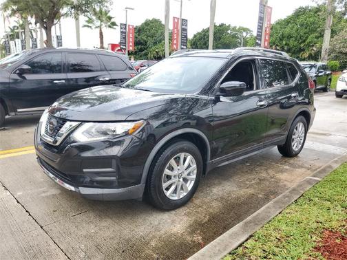 2020 Nissan Rogue SV