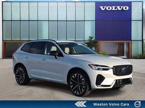 2026 Volvo XC60 B5 Ultra