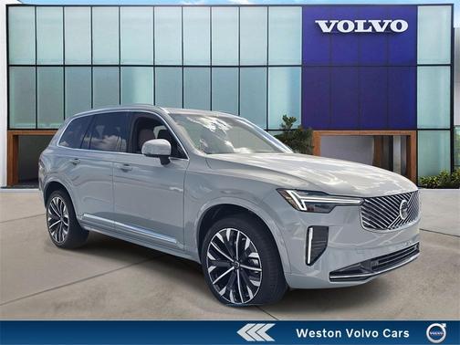 2025 Volvo XC90 B6 Ultra
