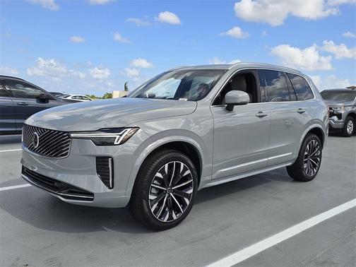 2025 Volvo XC90 B6 Ultra