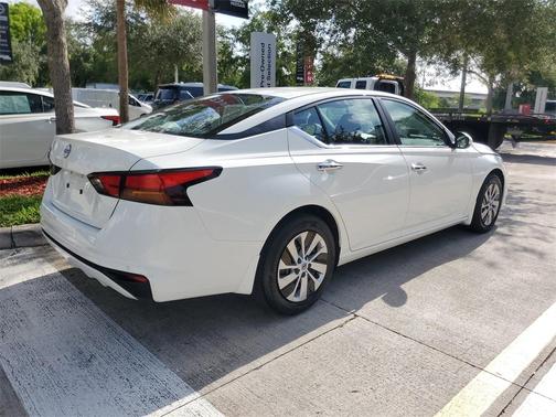 2023 Nissan Altima 2.5 S
