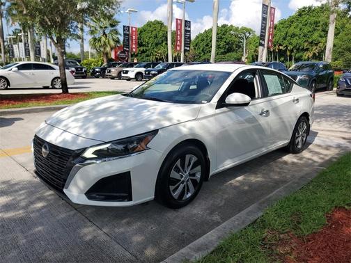 2023 Nissan Altima 2.5 S