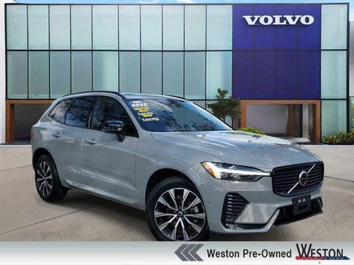 2025 Volvo XC60 B5 Plus