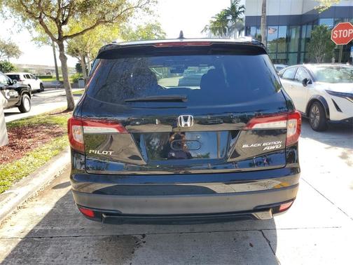 2022 Honda Pilot Black Edition