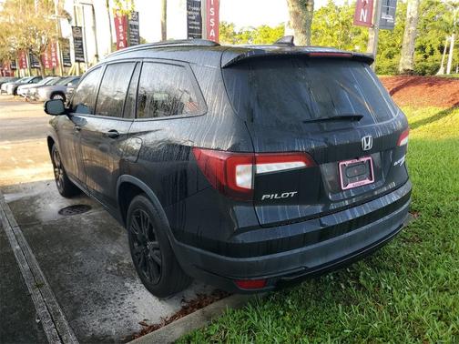 2022 Honda Pilot Black Edition