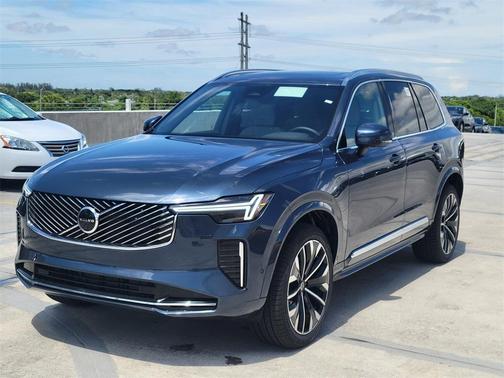 2026 Volvo XC90 B6 Plus 7-Seater