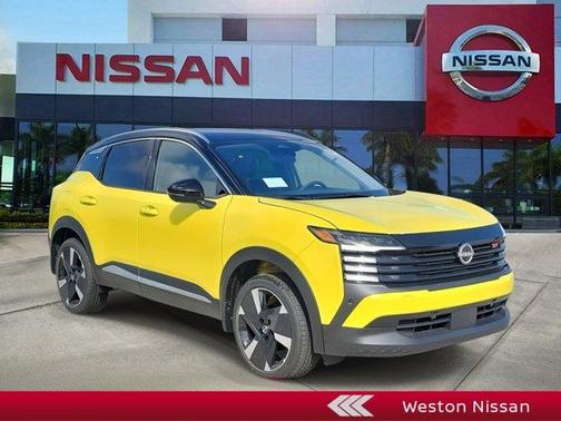 2025 Nissan Kicks SR