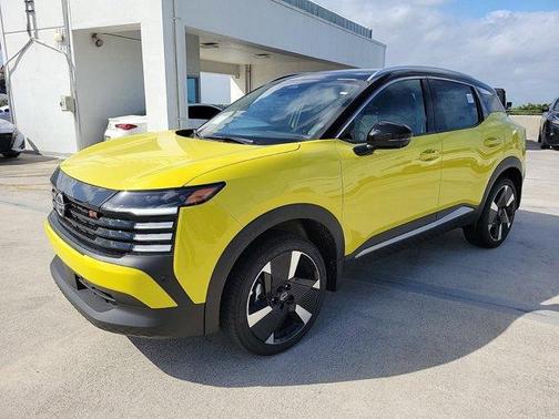 2025 Nissan Kicks SR
