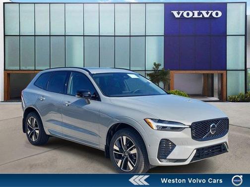 2026 Volvo XC60 B5 Plus