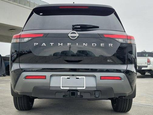 Super Black 2026 Nissan Pathfinder SL