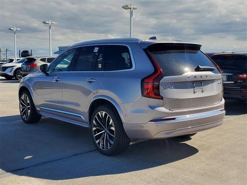 2026 Volvo XC90 B6 Plus 7-Seater