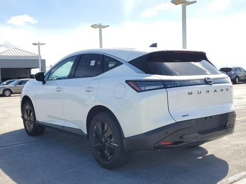 Everest White P 2026 Nissan Murano SV