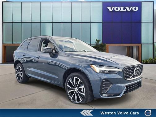 2025 Volvo XC60 B5 Plus
