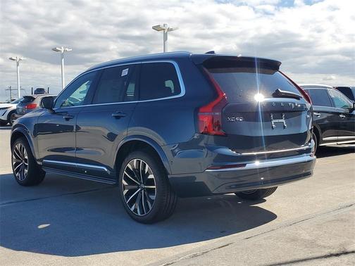 2026 Volvo XC90 B6 Ultra 7-Seater