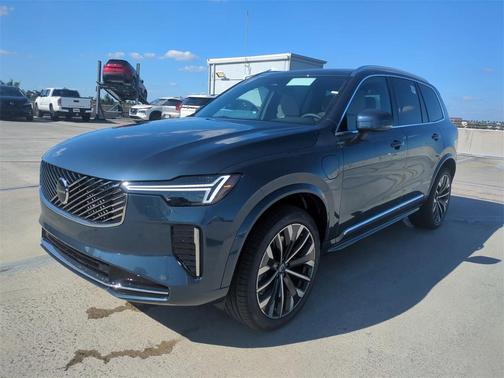 2026 Volvo XC90 Plug-In Hybrid T8 Core