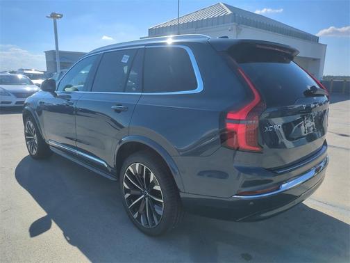 2026 Volvo XC90 Plug-In Hybrid T8 Core