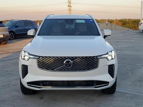 2026 Volvo XC90 B6 Plus 6-Seater