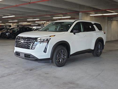 2026 Nissan Pathfinder S