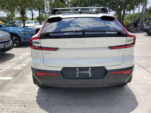 2023 Volvo C40 Recharge Pure Electric Twin Ultimate