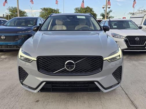 Gray Metallic 2026 Volvo XC60 B5 Ultra