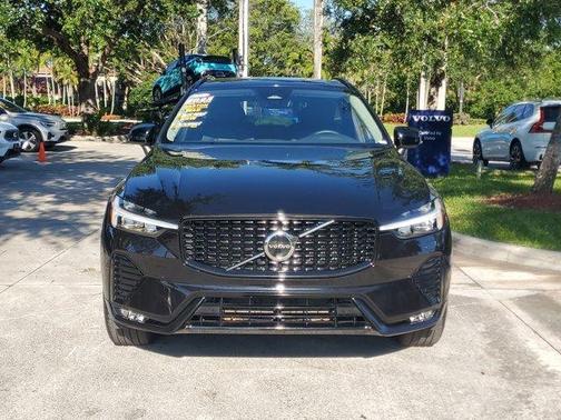 Black 2025 Volvo XC60 B5 Core
