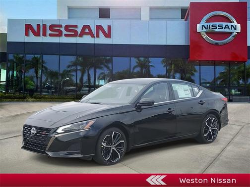 2025 Nissan Altima SR