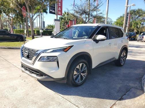 2022 Nissan Rogue SV