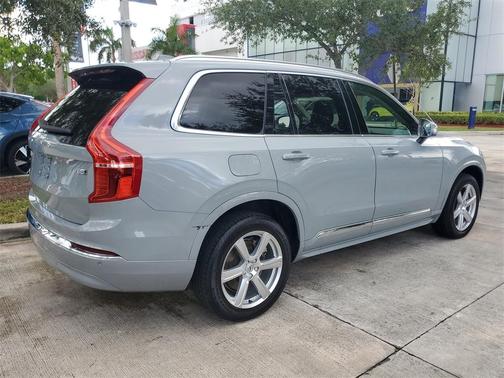 2024 Volvo XC90 B5 Core Bright Theme